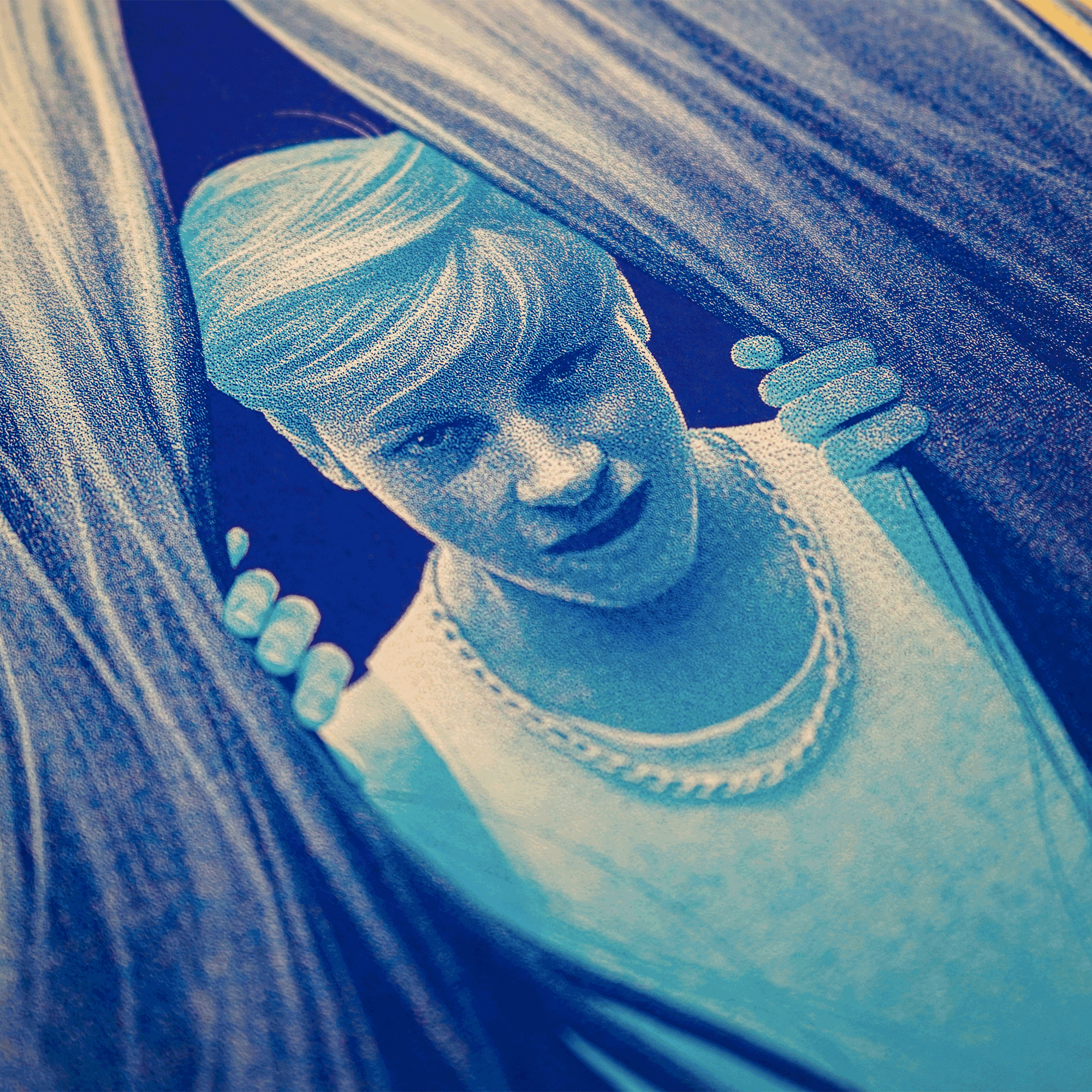Plakat - maison d'edition d'affiche en serigraphie - affiche de cinema mommy variant (bleu) réalisée par Jeremy enecio - imprimée en edition limitée numérotée main